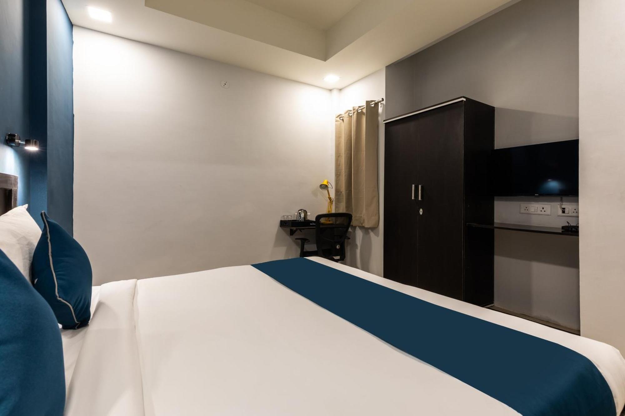 ซิลเวอร์คีย์ เอ็กเซกคิวทีฟ สเตย์ 45911 ซอฟต์วิชั่น คอลเลจ Hotel อินดอร์ ภายนอก รูปภาพ